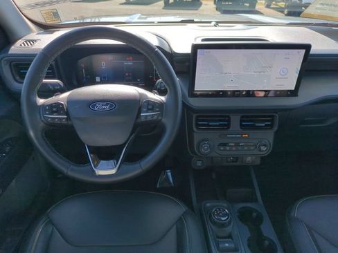 Certified 2025 Ford Maverick Lobo AWD/4WD image 31