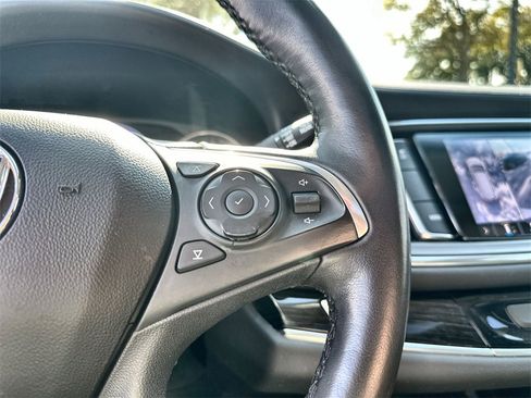 Used 2020 Buick Enclave Avenir w/ Avenir Technology Package image 32