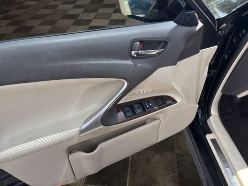 Used 2012 Lexus IS 250 AWD w/ Luxury Plus Value Edition image 18