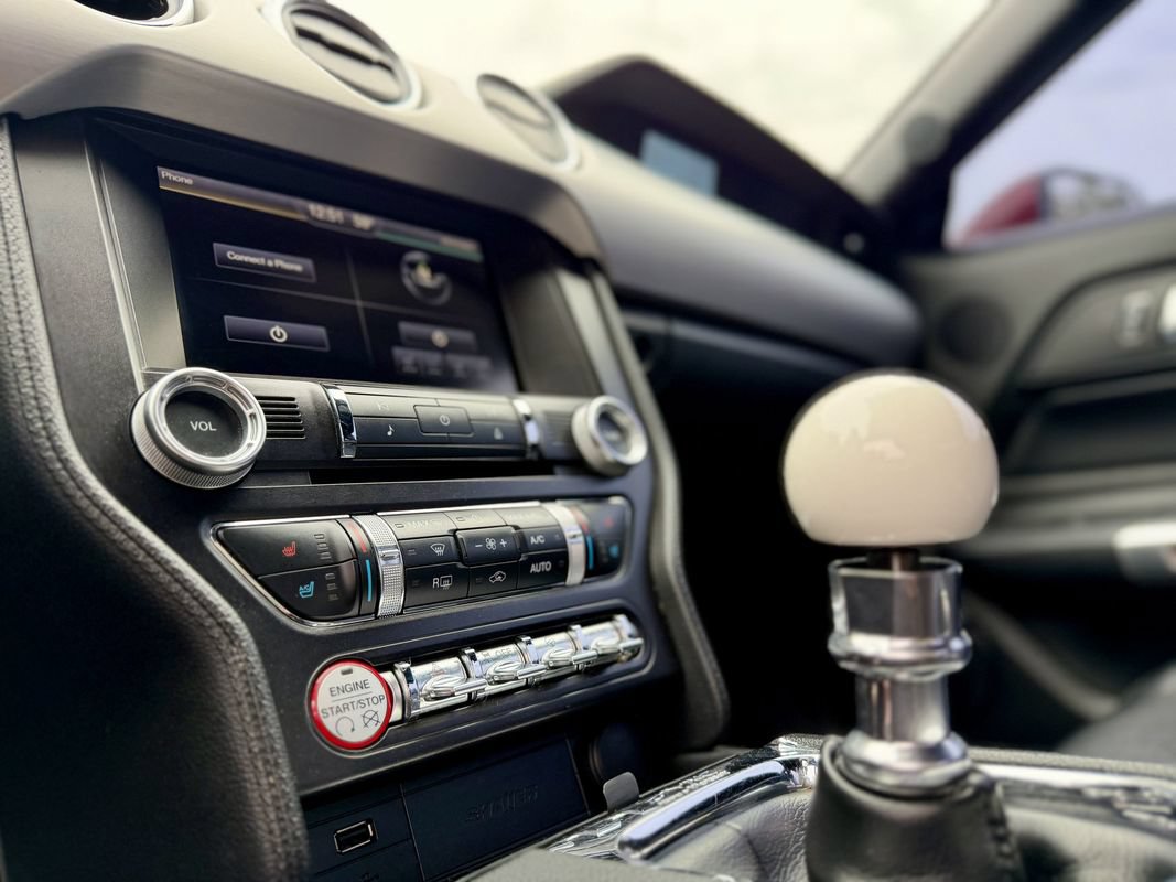 Used 2015 Ford Mustang Premium RWD image 25