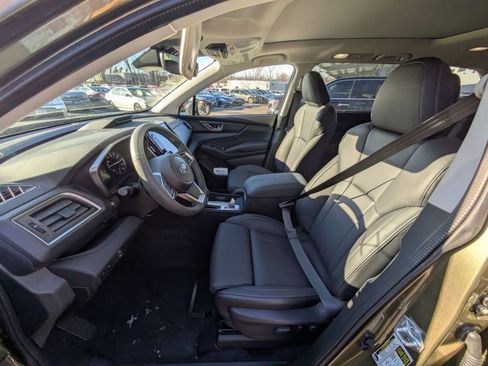 New 2025 Subaru Ascent Limited image 6