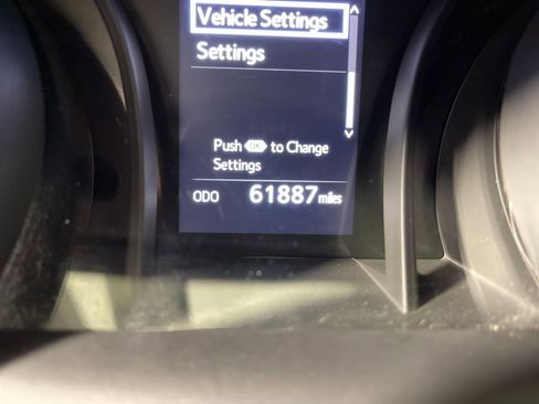 Used 2023 Toyota Camry SE image 22