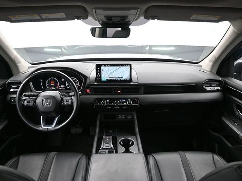 Certified 2023 Honda Pilot Touring image 28