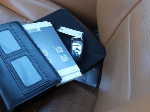 Used 2021 Lincoln Aviator Black Label AWD/4WD image 33