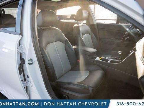 Used 2020 Kia Optima Premium image 24