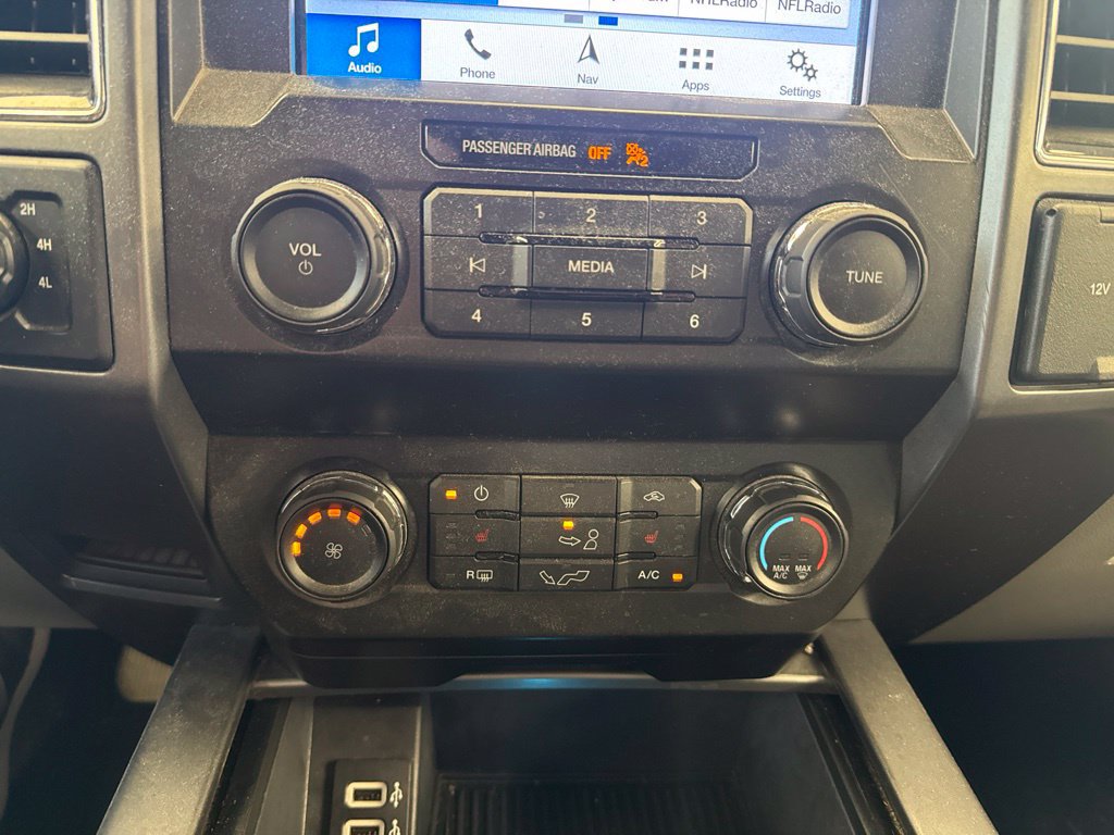 Used 2019 Ford F150 XLT w/ Equipment Group 302A Luxury AWD/4WD image 22
