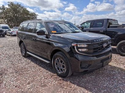 Used 2025 Ford Expedition Active