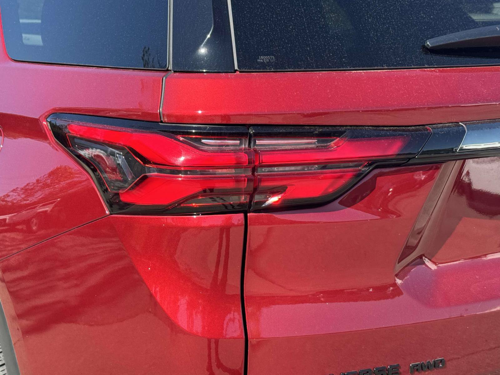 Used 2023 Chevrolet Traverse RS AWD/4WD image 9