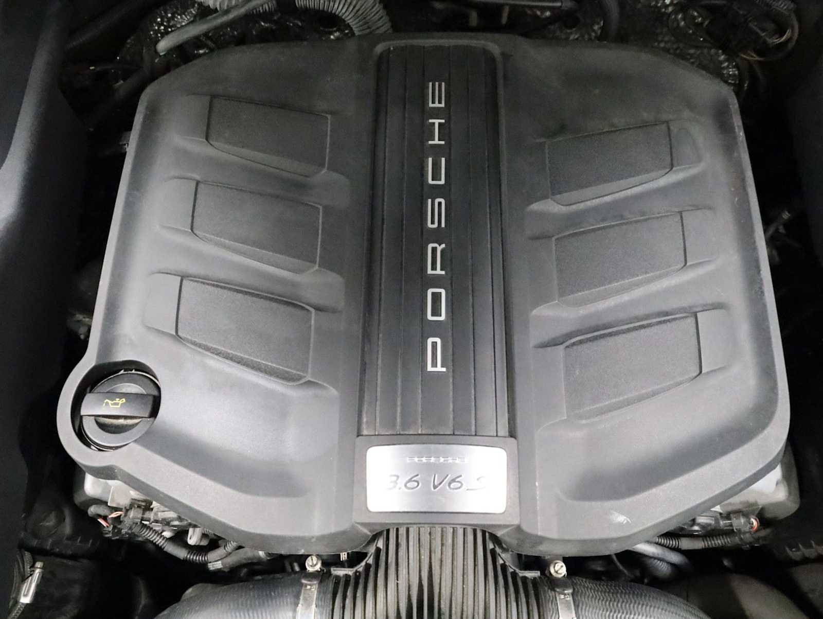 Used 2015 Porsche Cayenne S AWD/4WD image 42