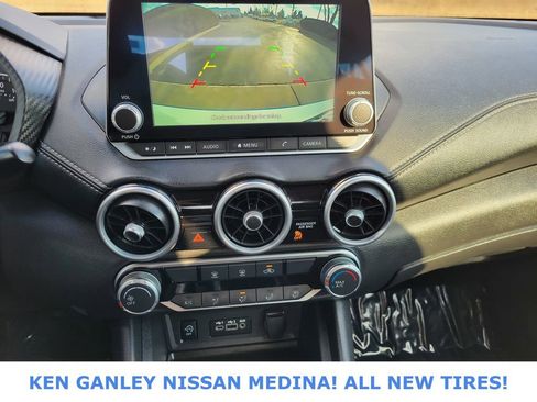 Used 2024 Nissan Sentra SV image 28