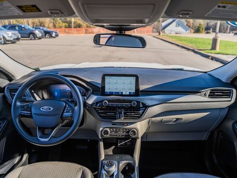 Certified 2025 Ford Escape Active image 21