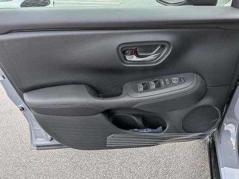 New 2026 Honda HR-V EX-L image 11