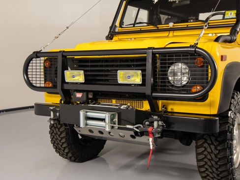 Used 1997 Land Rover Defender 90 AWD/4WD image 30