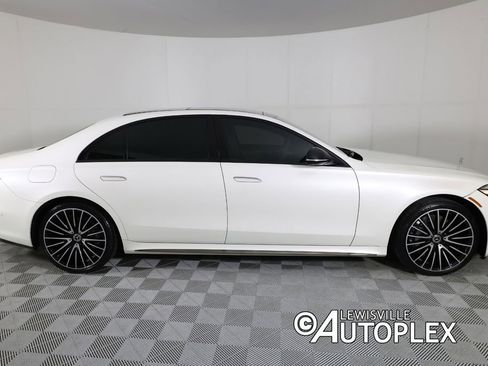 Used 2023 Mercedes-Benz S 580 4MATIC Sedan image 4