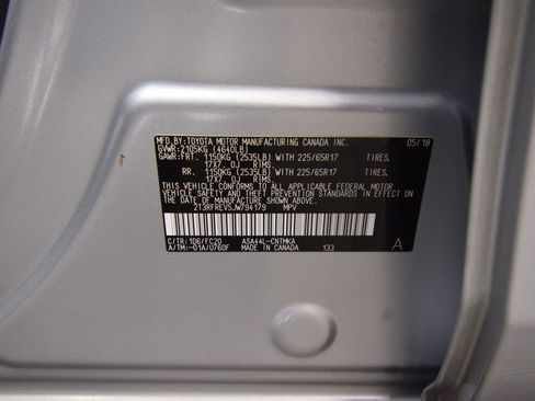 Used 2018 Toyota RAV4 XLE image 26