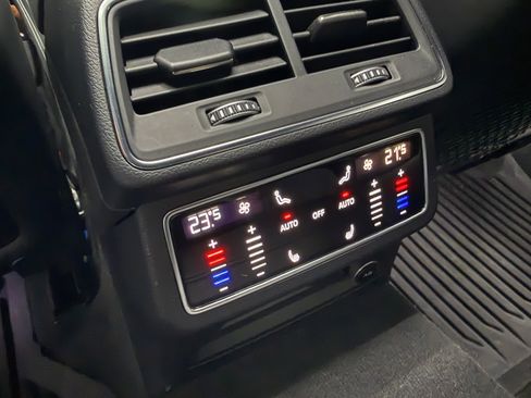 Used 2022 Audi S6 Premium Plus w/ S Sport Package AWD/4WD image 20