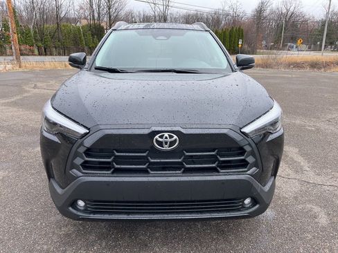 Used 2026 Toyota Corolla Cross XLE w/ Convenience Package AWD/4WD image 9