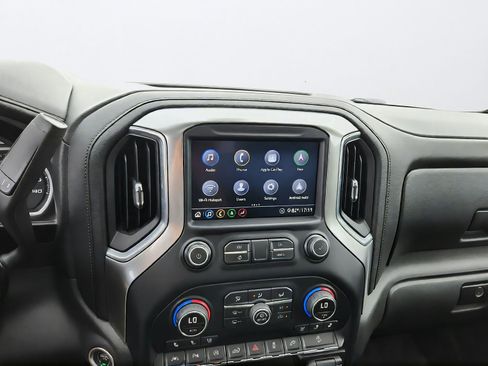 Used 2020 Chevrolet Silverado 1500 LTZ w/ LTZ Premium Package AWD/4WD image 18