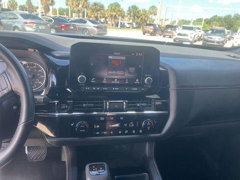 Certified 2025 Nissan Pathfinder Rock Creek AWD/4WD image 10