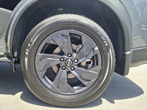 New 2026 Nissan Rogue SV FWD image 17