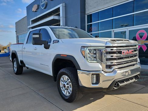 Used 2022 GMC Sierra 2500 SLE w/ SLE Convenience Package image 1