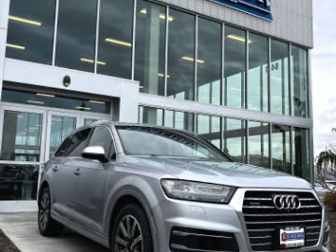Used 2017 Audi Q7 3.0T Premium Plus w/ Premium Plus Package image 48