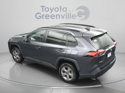 Used 2024 Toyota RAV4 XLE AWD/4WD image 7