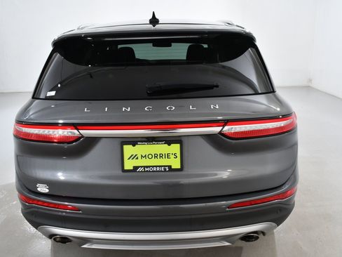 Used 2021 Lincoln Corsair AWD w/ Premium Package image 13