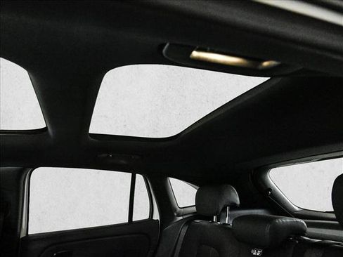 New 2026 Mercedes-Benz GLA 250 4MATIC image 21