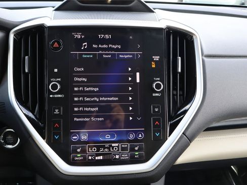 Used 2023 Subaru Ascent Limited w/ Technology Package AWD/4WD image 19