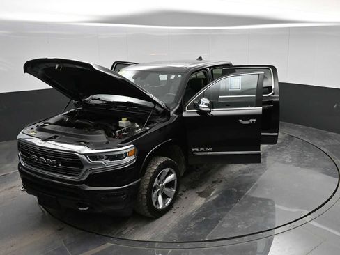 Used 2019 RAM 1500 Limited image 40