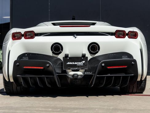 Used 2023 Ferrari SF90 Stradale image 7