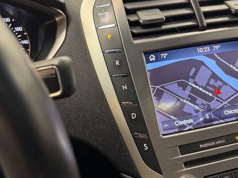Used 2020 Lincoln MKZ Reserve w/ Luxury Package FWD image 27