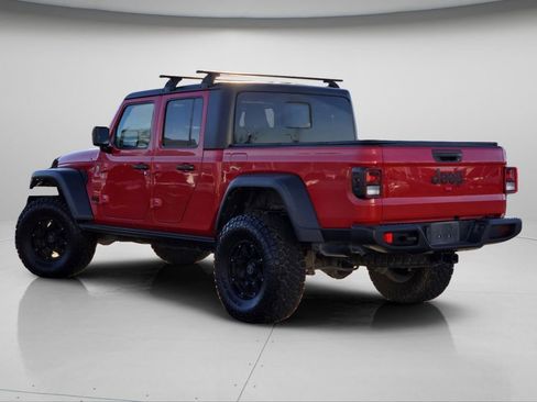 Used 2021 Jeep Gladiator Sport image 19