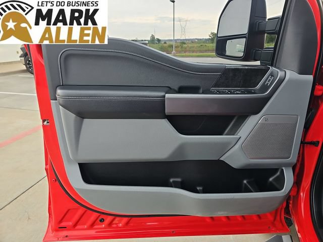 Used 2025 Ford F250 XLT w/ Black Appearance Package AWD/4WD image 22