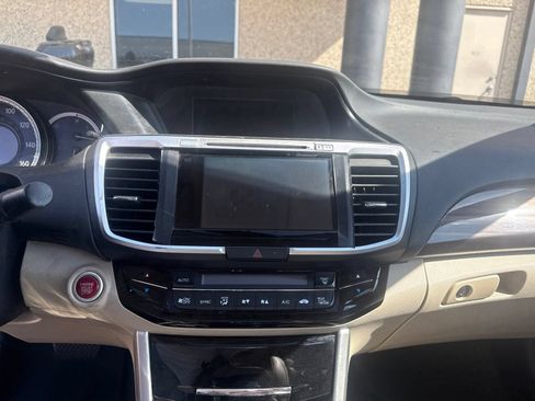 Used 2016 Honda Accord EX-L image 14