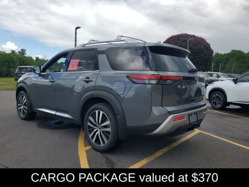Certified 2025 Nissan Pathfinder Platinum w/ Cargo Package AWD/4WD image 4