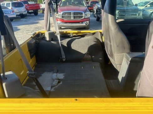 Used 2000 Jeep Wrangler Sport image 13