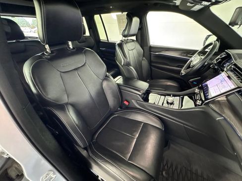 Certified 2023 Jeep Grand Cherokee Overland w/ Advanced Protech Group III AWD/4WD image 41