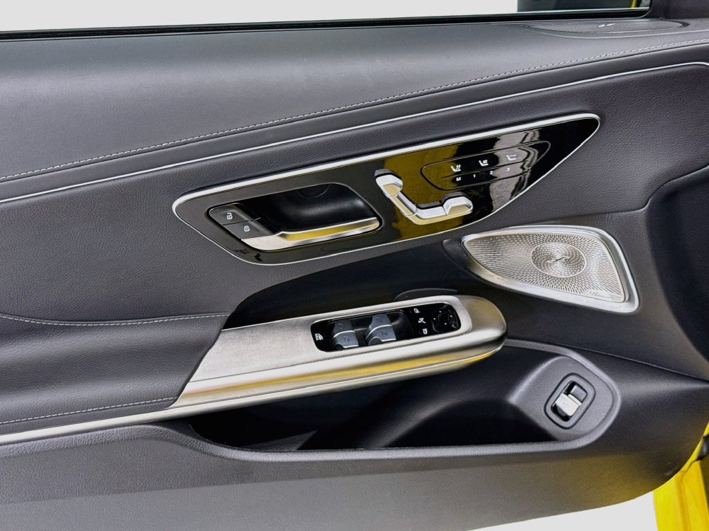 Certified 2026 Mercedes-Benz CLE 300 4MATIC Cabriolet image 21