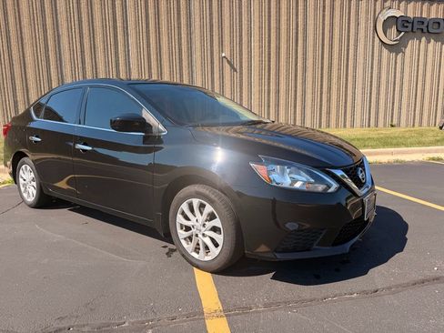 Used 2018 Nissan Sentra SV FWD image 8