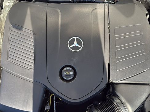 New 2026 Mercedes-Benz GLC 300 4MATIC image 13