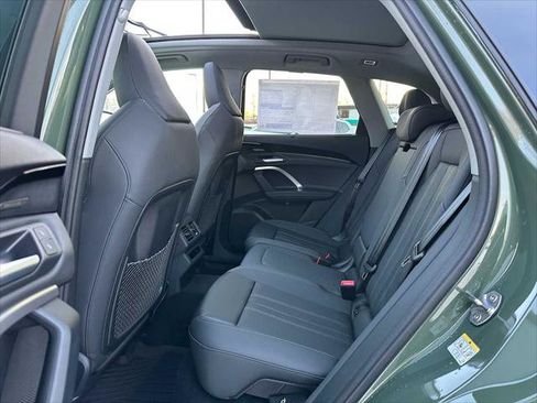New 2025 Audi Q5 Premium Plus image 16