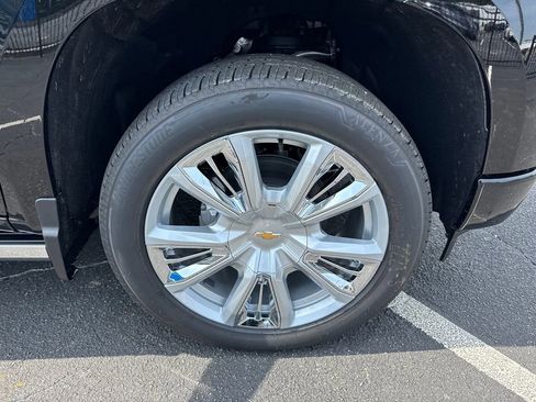 New 2026 Chevrolet Silverado 1500 High Country image 13