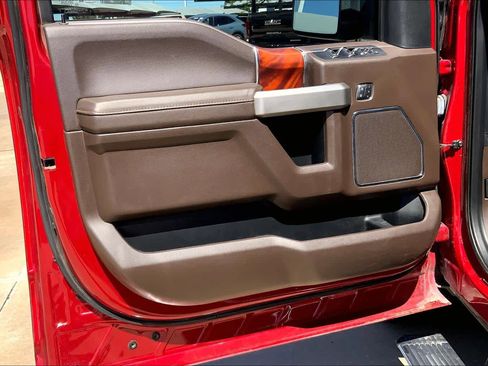 Used 2020 Ford F150 King Ranch w/ Equipment Group 601A Luxury AWD/4WD image 21