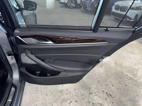 Used 2023 BMW 540i xDrive w/ Executive Package AWD/4WD image 11