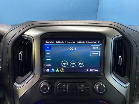 Used 2022 Chevrolet Silverado 1500 LT image 30