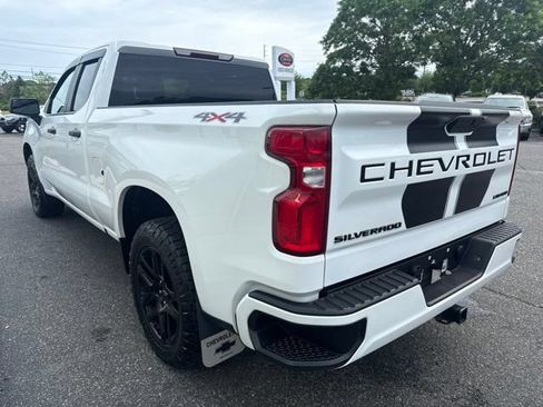 Used 2021 Chevrolet Silverado 1500 Custom w/ Rally Edition AWD/4WD image 6