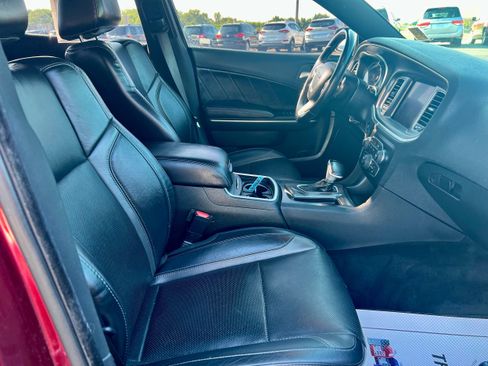 Used 2018 Dodge Charger GT AWD/4WD image 17
