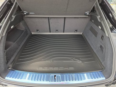 New 2026 Porsche Cayenne GTS AWD/4WD image 22